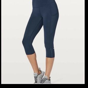 Lululemon fast and free 19” high rise crop size 6